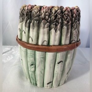 NWOT MINT COND! Never Used! Ceramic Covered Asparagus Dish Handcrafted in ITALY!